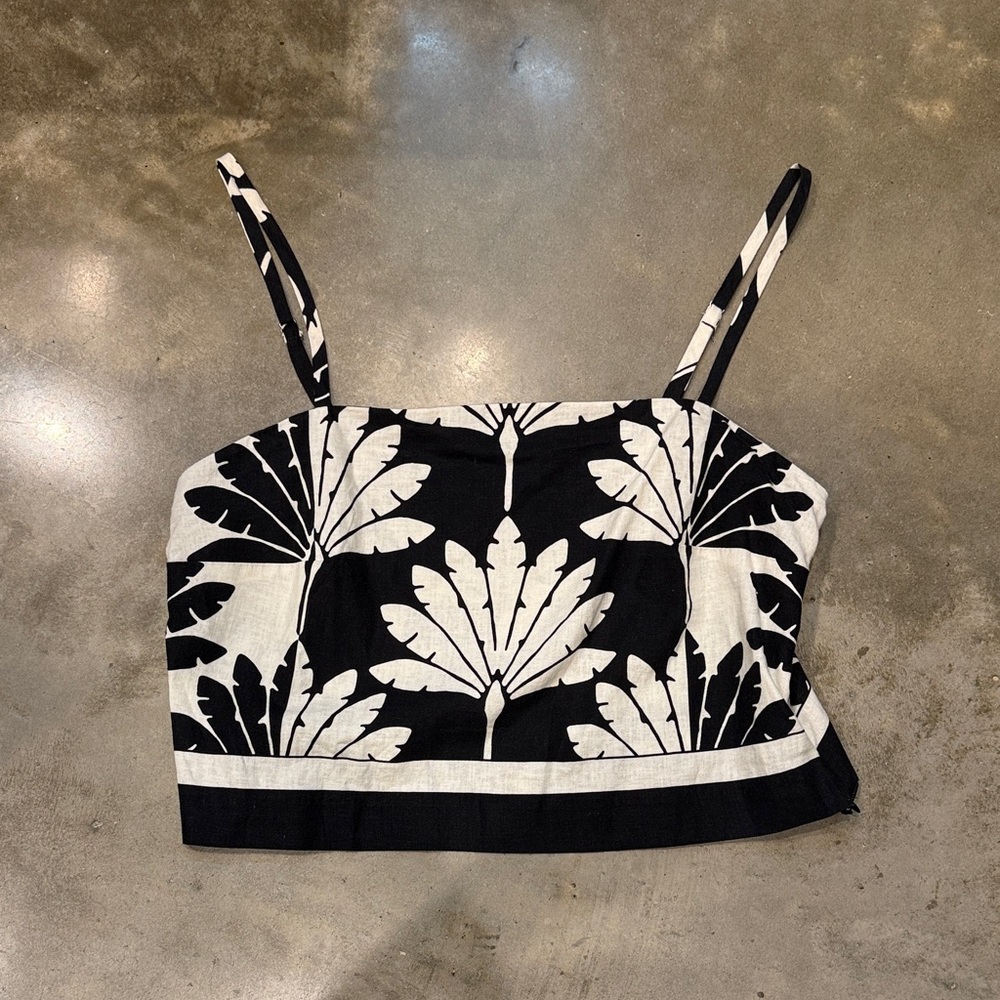 LOFT Black and White Leaf Print crop top